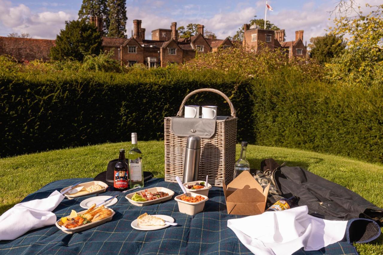 Hotel Great Fosters - Near Windsor Egham Esterno foto