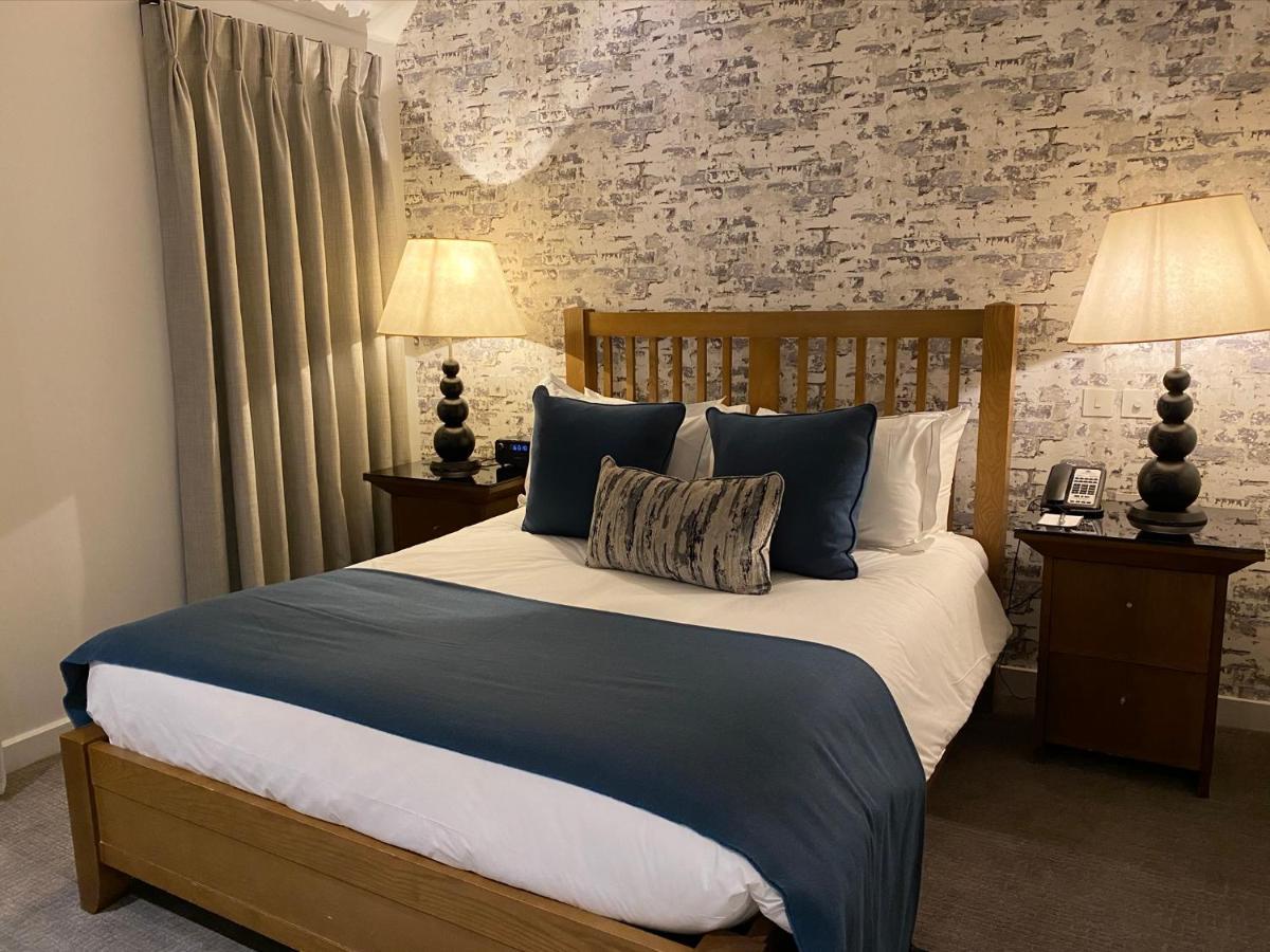 Hotel Great Fosters - Near Windsor Egham Esterno foto